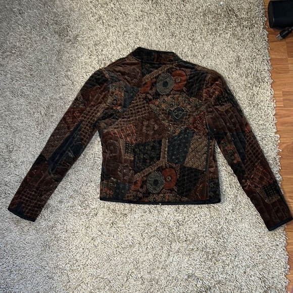 VTG Sun’n Sand Black & Brown Velvet Blazer with Ornate Pattern Size Medium - Picture 6 of 8